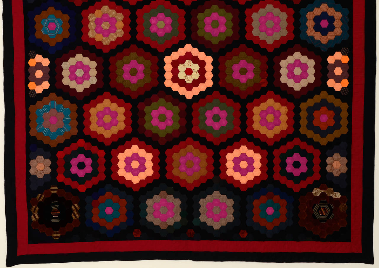 amish hexagon quilt