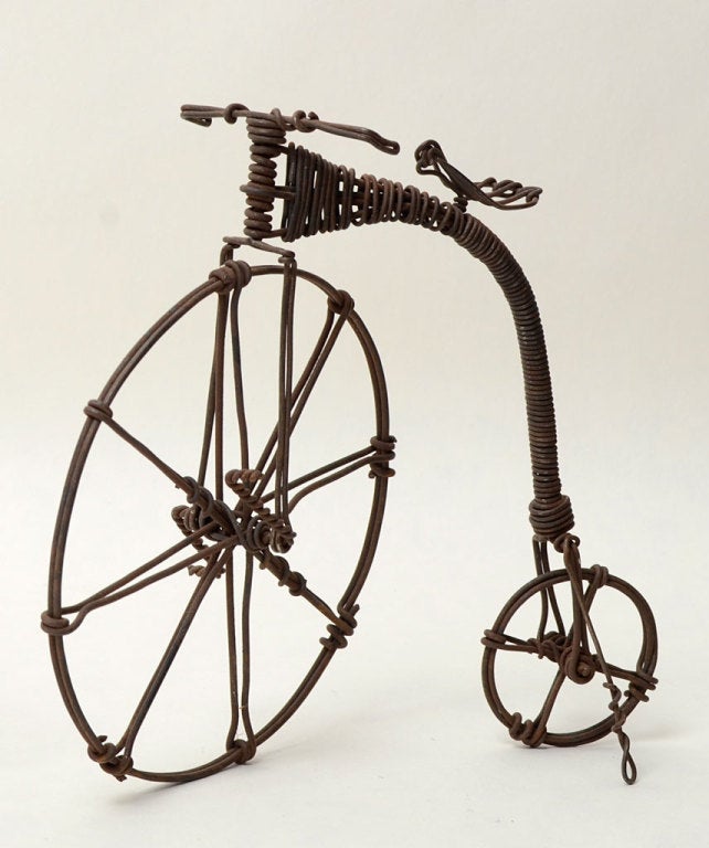 Fahrrad-Skulpturen aus Draht (Volkskunst) im Angebot