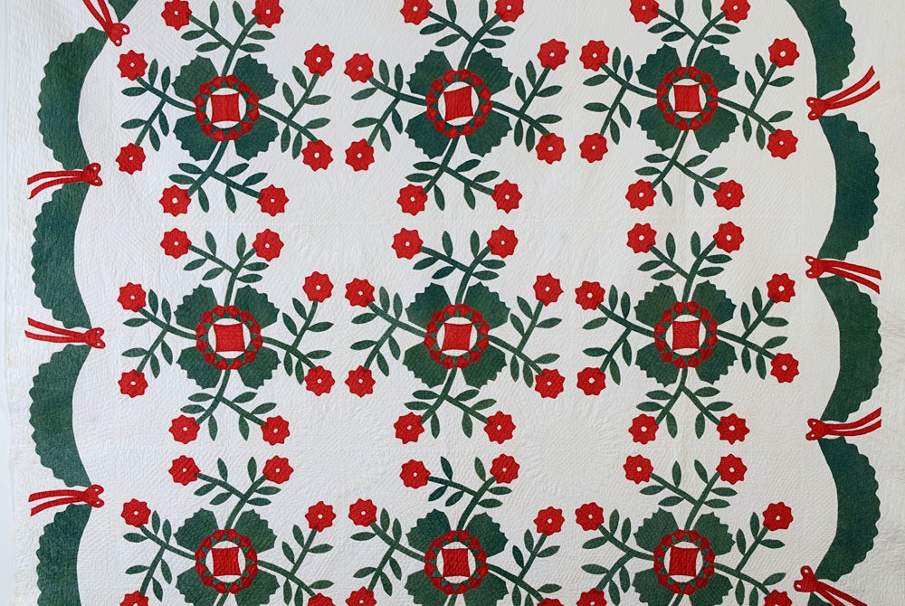 American California Rose Quilt