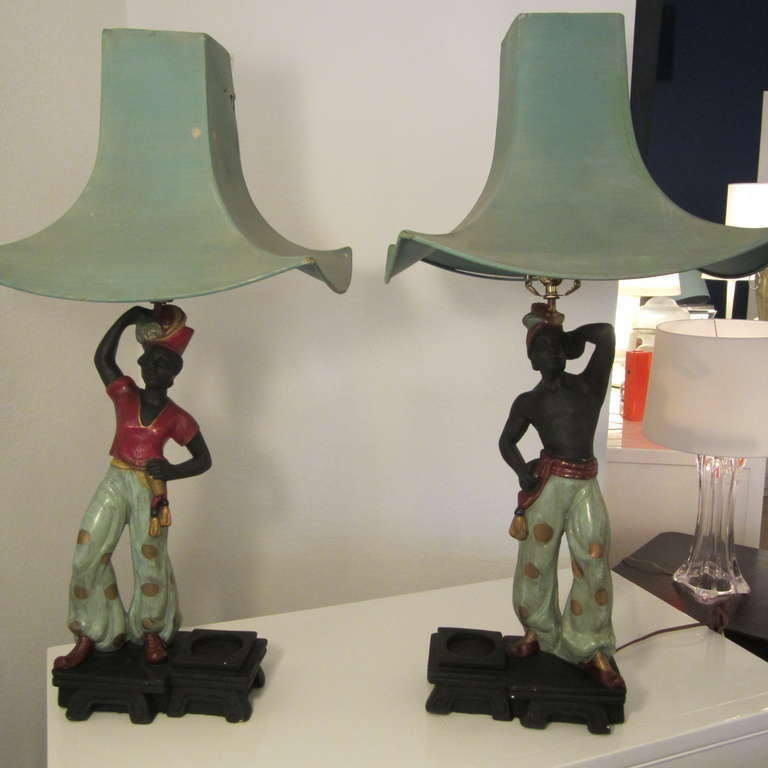 Hollywood Regency Pair of Original 1950s Chalk-Plaster Hollywood Lamps For Sale