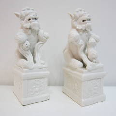 Pair of Ceramic Foo Dogs Pair of Ceramic Foo Dogs