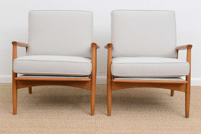mid century wood lounge chair
