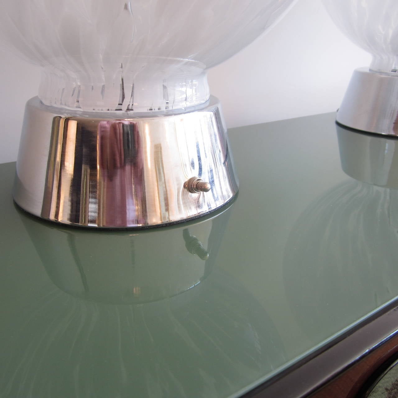 Pair of Vistosi Murano Glass Lamps In Excellent Condition For Sale In Miami, FL