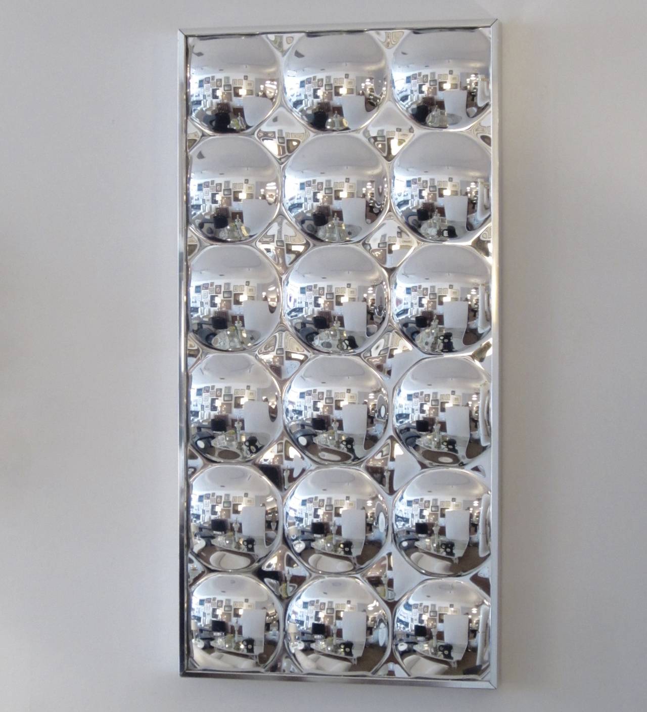 Plexiglass pop-art bubble mirror with aluminum and steel frame. Can be mounted vertical or horizontal.