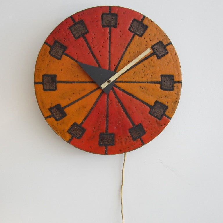 Modernist Ceramic Pottery Clock Designed by Aldo Londi For Sale 2