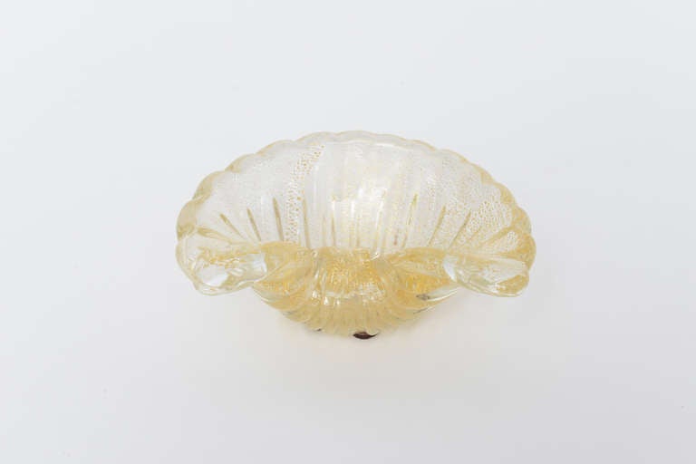 Italian Archimede Seguso Hand Blown Murano Glass Scallop Shell Dish