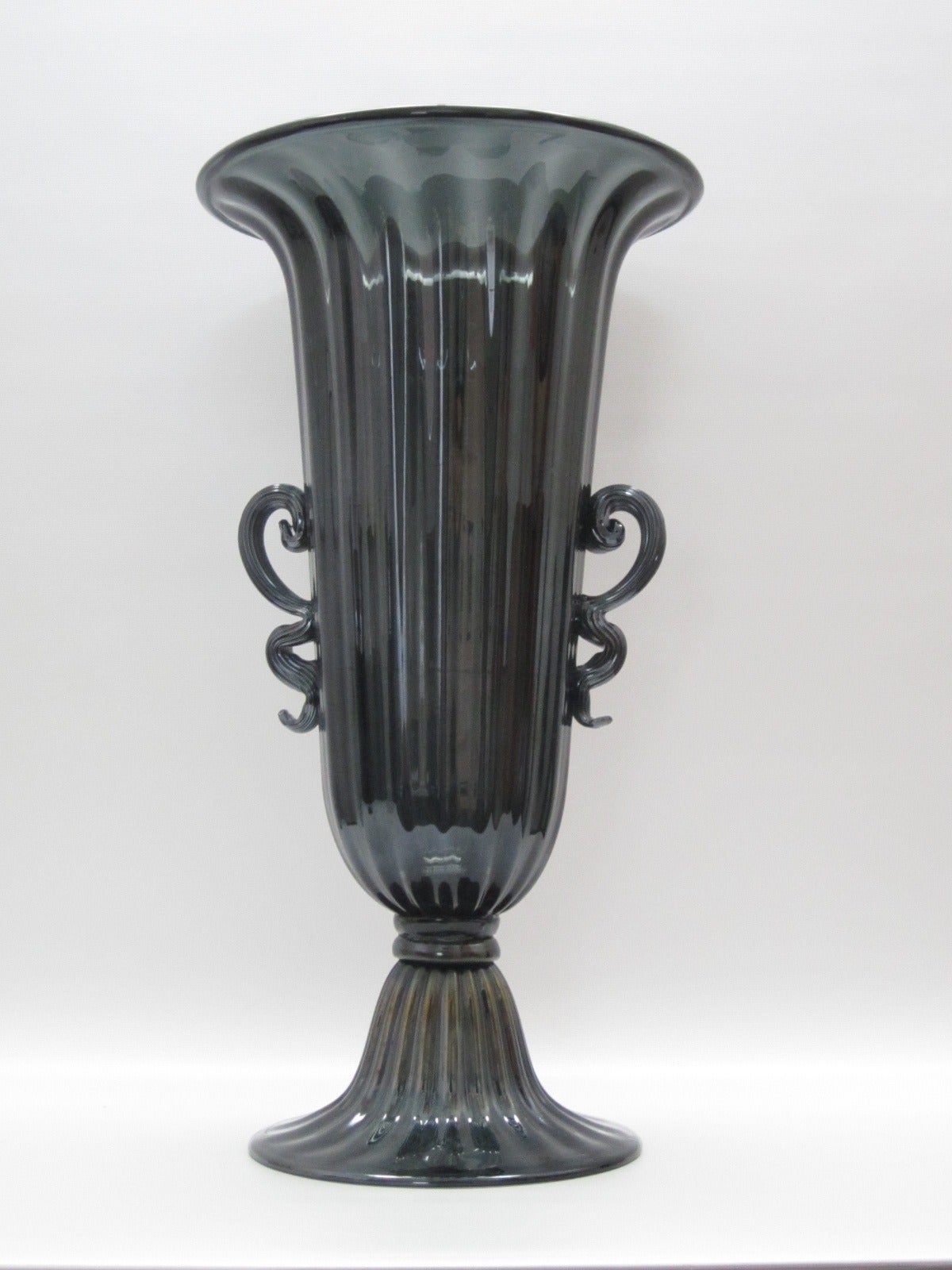 Charcoal Colored Ribbed Glass Trumpet Vase Signed Salviati, Murano 2