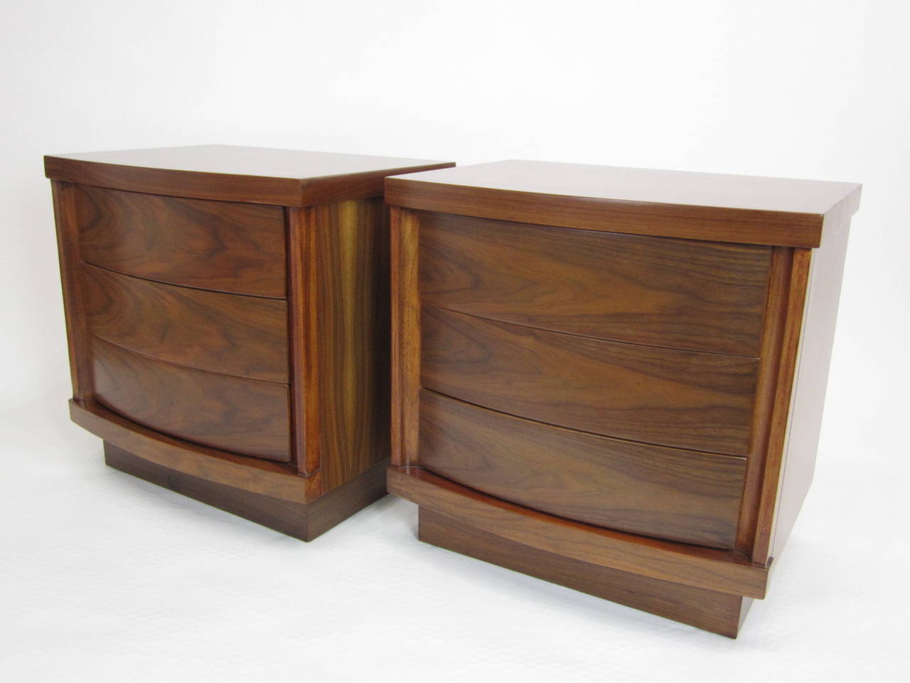 American Pair of Walnut Side Tables with Curved Fronts
