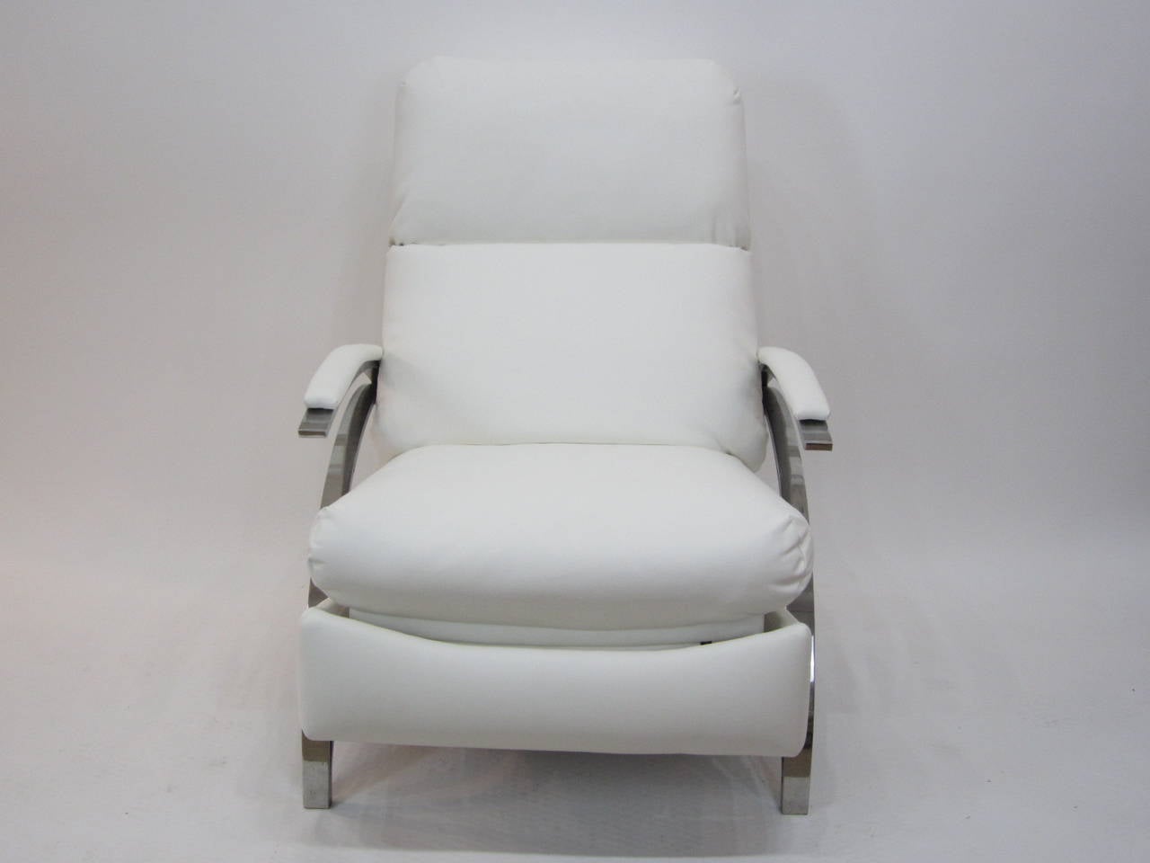 Milo Baughman Sculptural Steel-Frame Reclining Lounge Chair 1