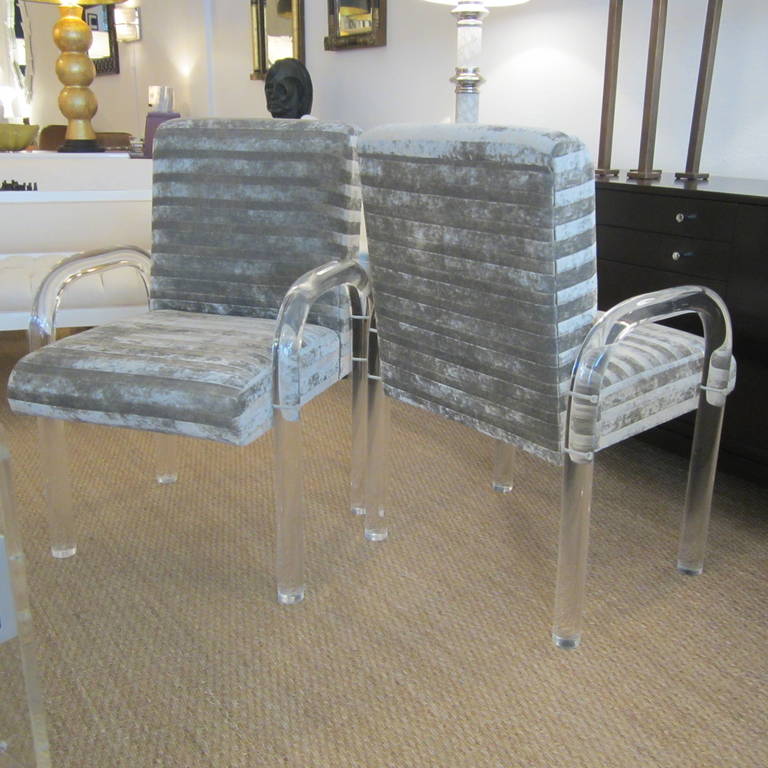 Pair of Lucite Armchairs manner of Charles Hollis Jones In Good Condition For Sale In Miami, FL