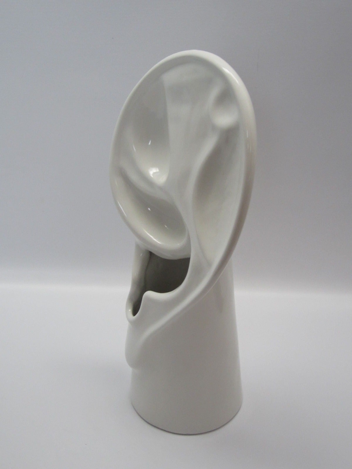 Porcelain Ear Vase by Raymor For Sale 2