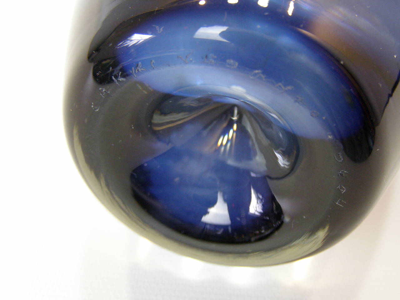Art Glass Vicke Lindstrand for Kosta Smooth Blue Sommerso Glass Vase For Sale