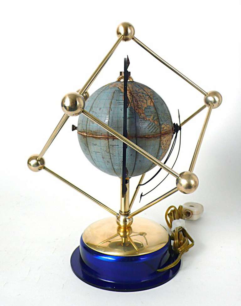 An Unusual Holland Clock Globe.  In Good Condition In Milan, IT