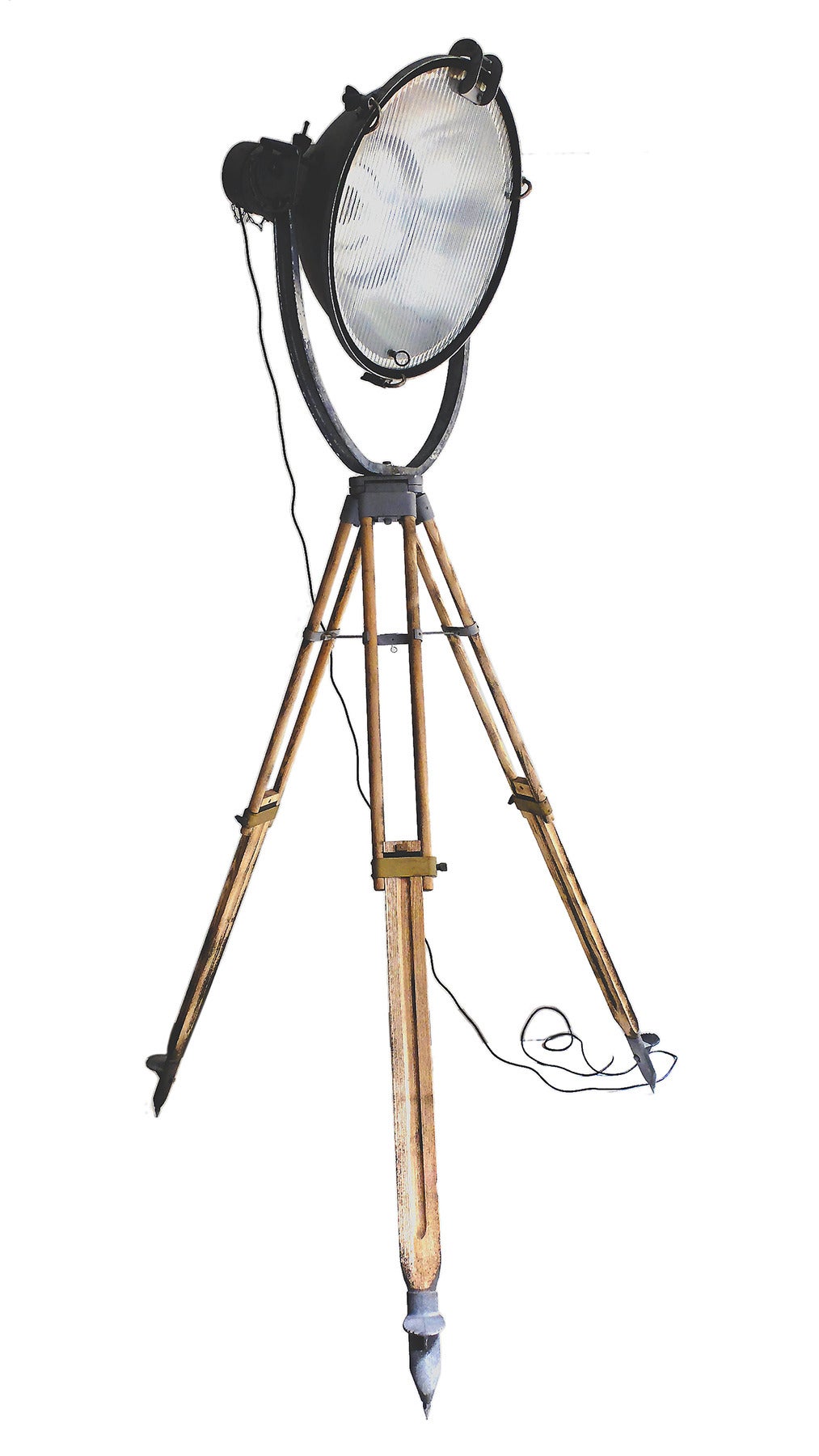 Rare and unusual  Italian painted metal floodlight (projector FS 1500 ) , with adjustable wooden tripod and aluminum feet, used on stage and television. Maker: S.P.A. Rejna Zanardini- Milan.