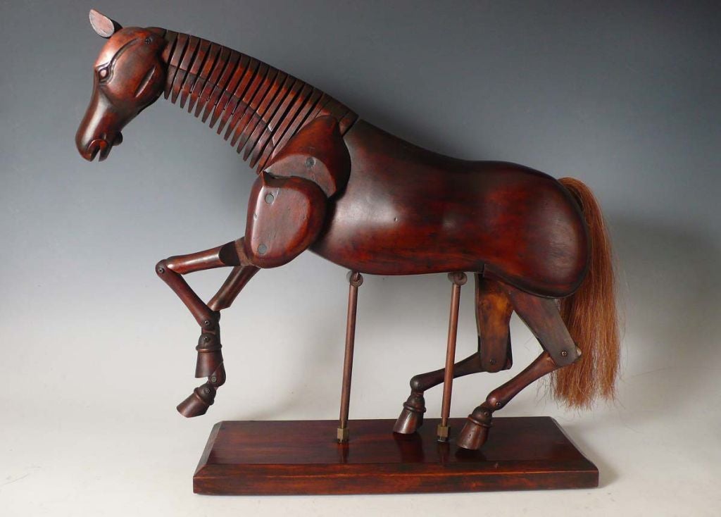 Rare and fully French articulated painter's horse dummy, with original base, metal structure and horsehairs.