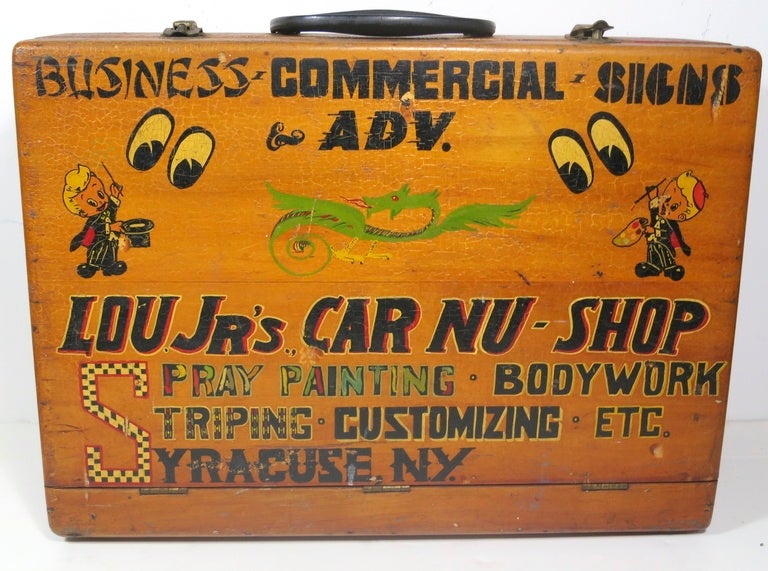 Sign Painters Box In Excellent Condition In North Egremont, MA