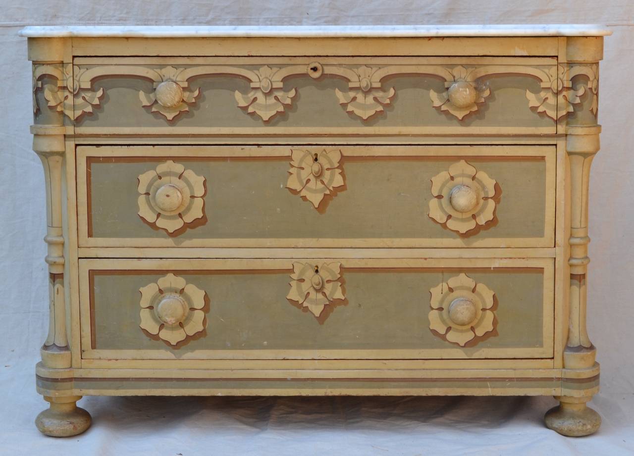 Museum quality example of Boston painted furniture, circa 1840. Excellent original condition, pine wood with cedar lined drawers, shaped marble top, tromp l'oeil detail, and naturalistic florals around mirror. for a similar example see 