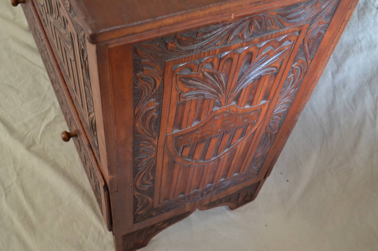 Folk Art New England Blanket Chest with Patriotic Carving For Sale