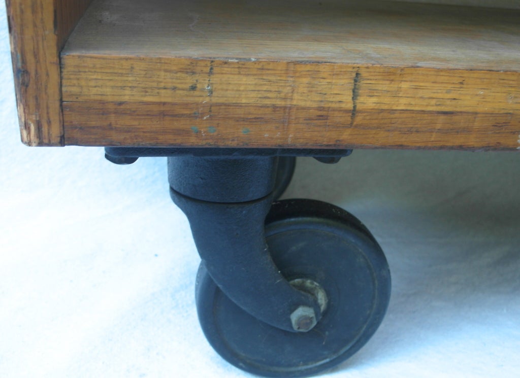American Libary Cart