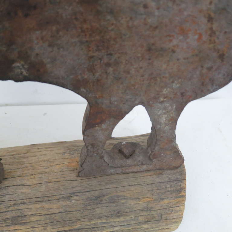 Cast Iron Bull Windmill Weight In Excellent Condition In North Egremont, MA