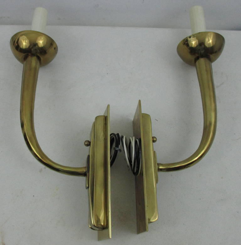Moderne Brass Sconces For Sale 1
