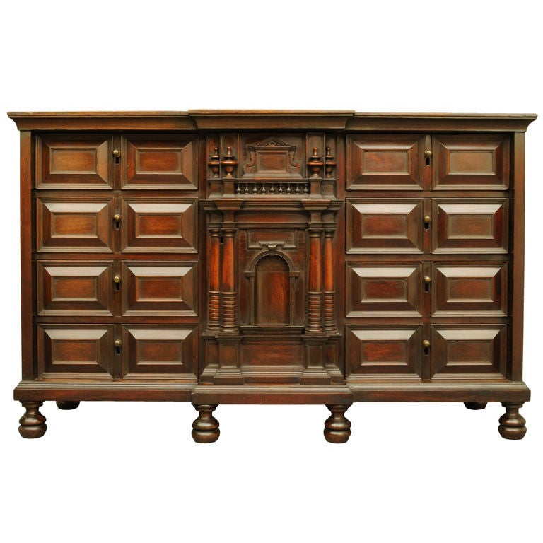 King wood cabinet