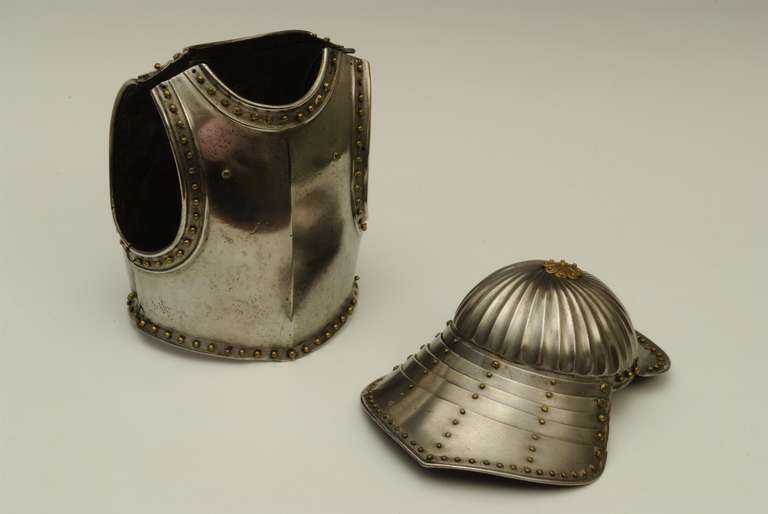Miniature Armor In Excellent Condition In Lincolnshire, GB