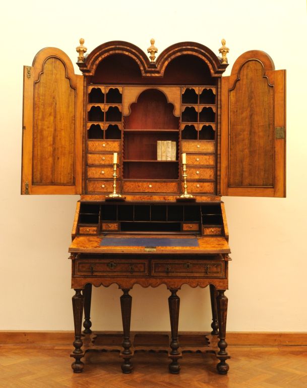 Mulberry double dome bookcase