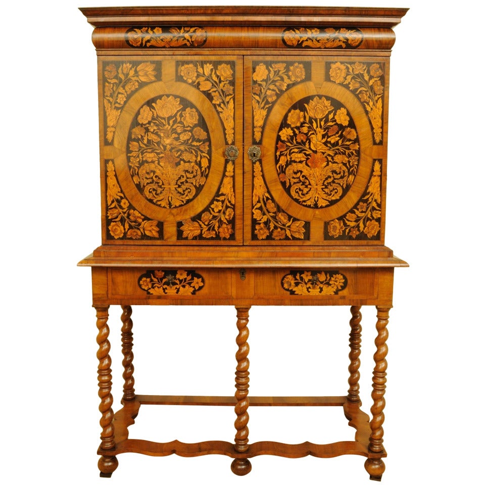 William and Mary cabinet