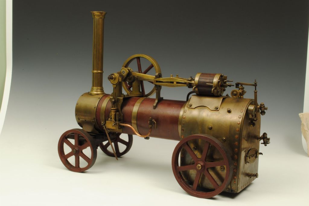steam traction engine model