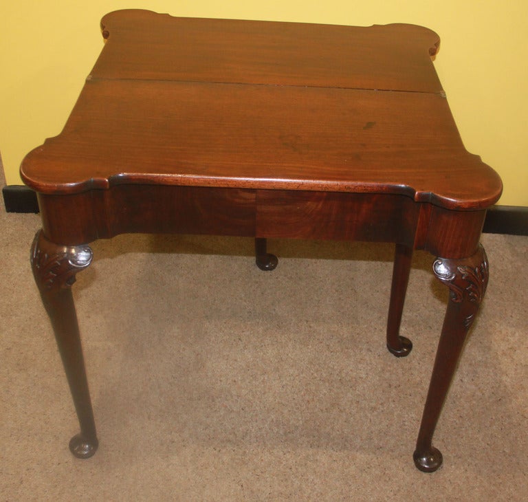 A Pair of Georgian Mahogany Tables In Excellent Condition For Sale In Dublin, IE