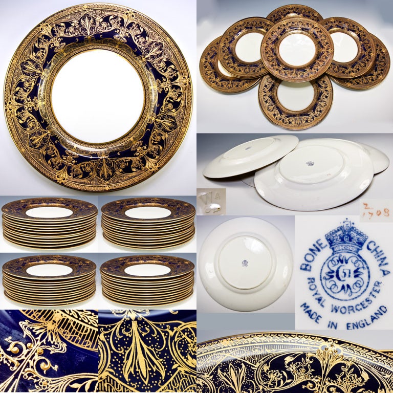 Set: 12 Fine Raised Gold Dinner Plates, 1930 Royal Worcester 4
