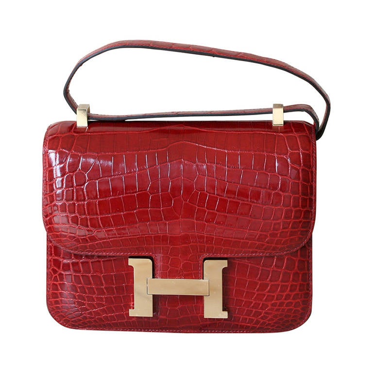 HERMES Constance 22cm Crocodile Red For Sale