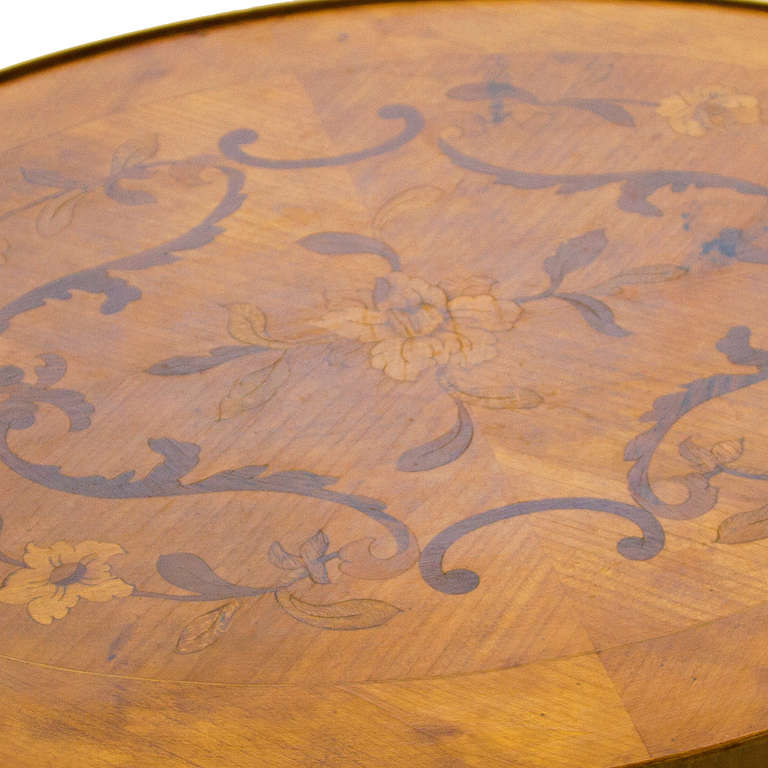 20th Century Fine Inlaid Louis XV Style Oval Table