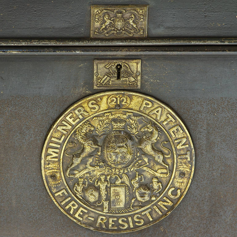 An English 19th century fire resisting box. Milners 212 was one of the finest safe and fire resisting box makers of the day. A little history of Milners: In 1830 Thomas Milner moved from Sheffield to Liverpool and set up the firm of Thomas Milner