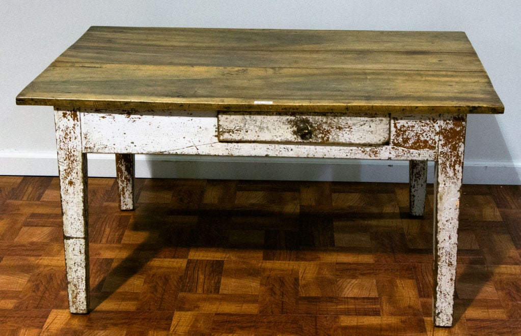 A Farmhouse Style Coffee Table With Painted Base at 1stdibs