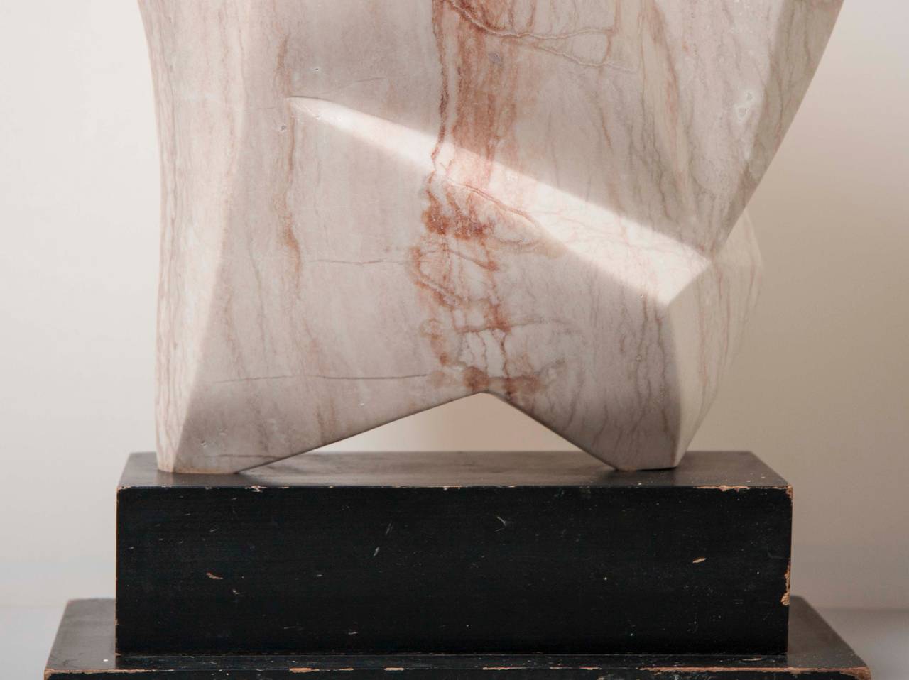 Abstract Marble Sculpture by Emile Gilioli In Excellent Condition For Sale In Stamford, CT