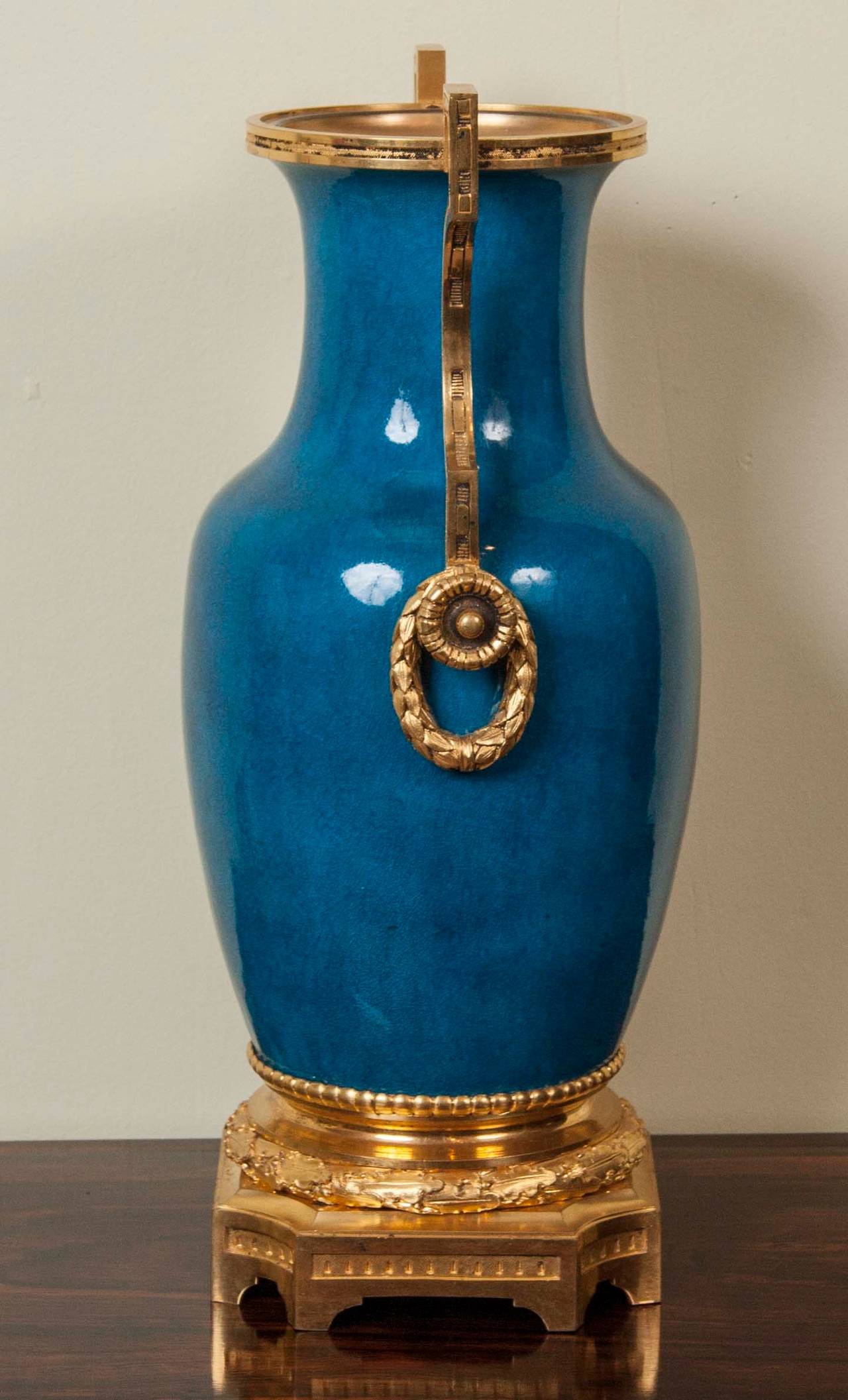 Français Paire de vases turquoises par Theodore Deck