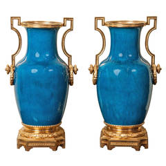 Paar türkisfarbene Vasen von Theodore Deck