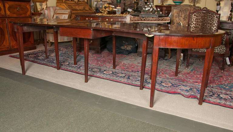 18th Century and Earlier English Georgian Dining Table