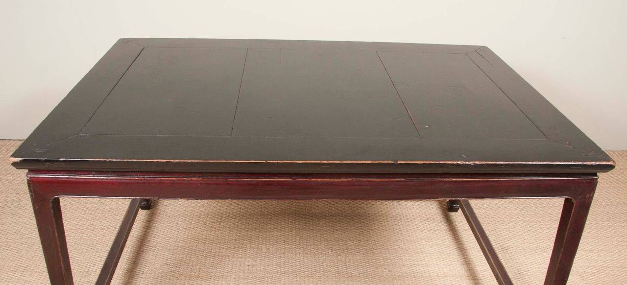 Monumental Chinese Black Lacquer Center Table In Good Condition In Stamford, CT
