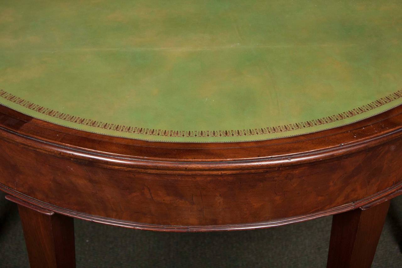 Folding Top Mahogany Games Table In Excellent Condition In Stamford, CT