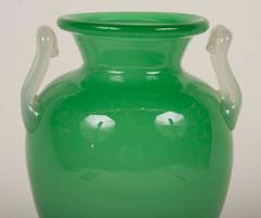 Jarrón de cristal verde jade Steuben Firmado F. Carder