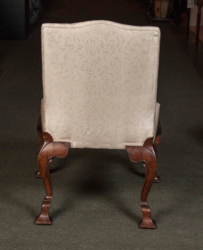 Set of Eight George II Walnut Dining Chairs For Sale 3