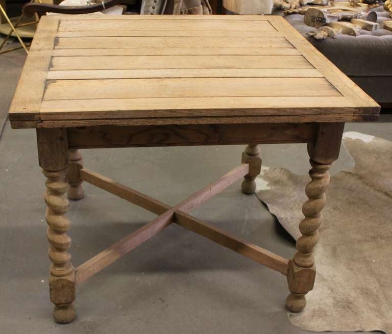 English Oak Refractory Table with Barley Twist Legs Late 19th Century-Early 20th Century For Sale 3