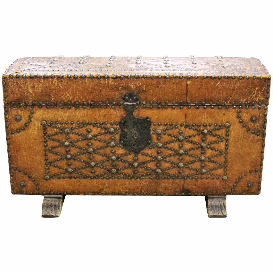 Early 20th Century Spanish Leather Trunk For Sale