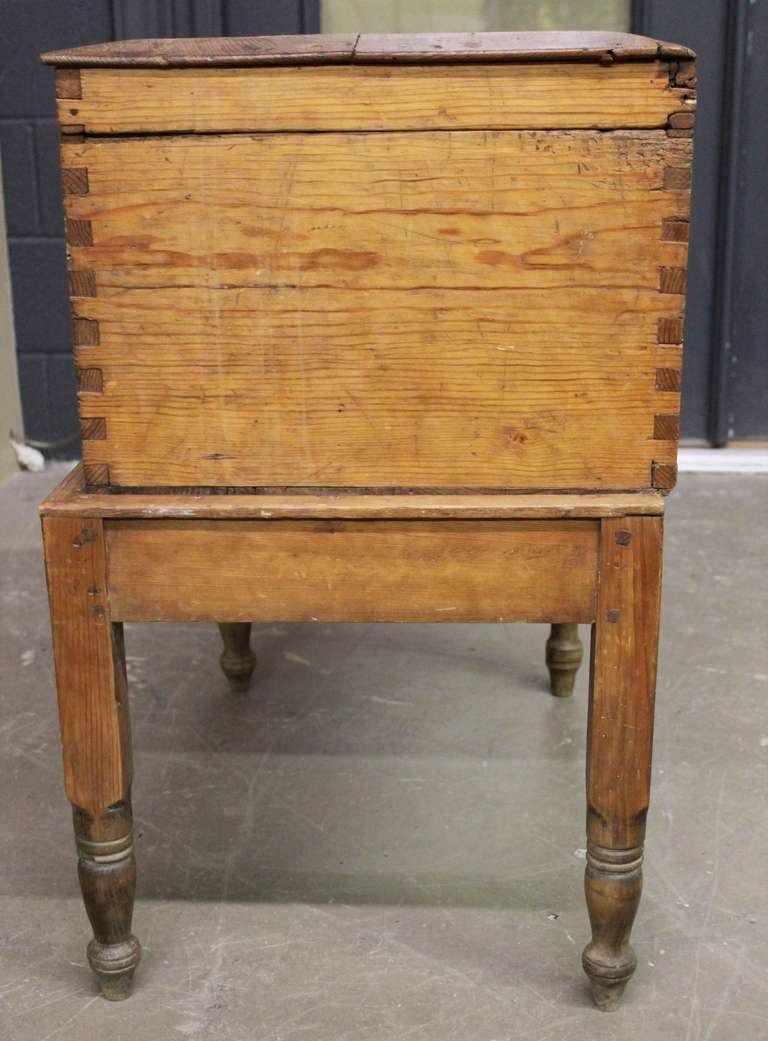 Wood Early 19th Century American Trunk on a Stand