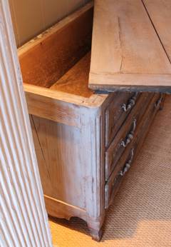 18th Century French Commode or Chest of Drawers
