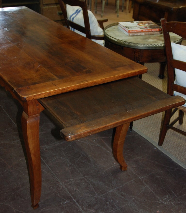 19th Century French Cherry Farmhouse Table In Excellent Condition In Encinitas, CA