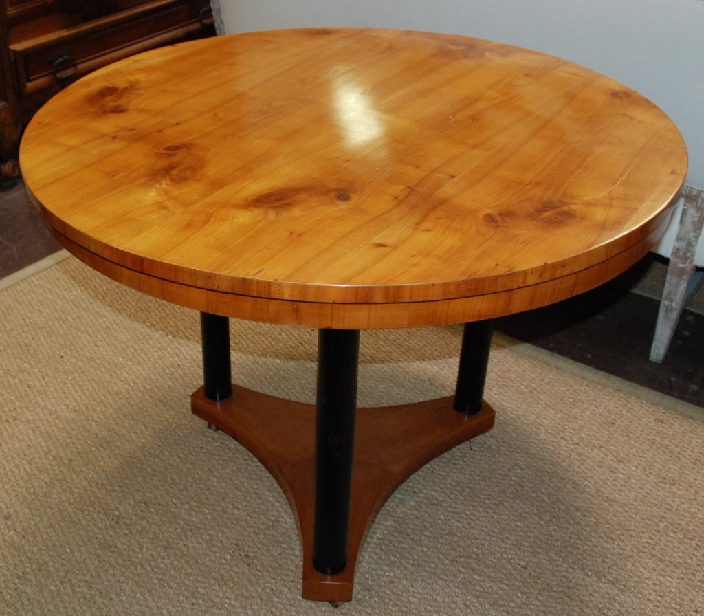 19th Century French Biedermeier Table For Sale